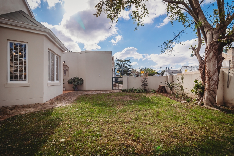 3 Bedroom Property for Sale in King George Park Western Cape